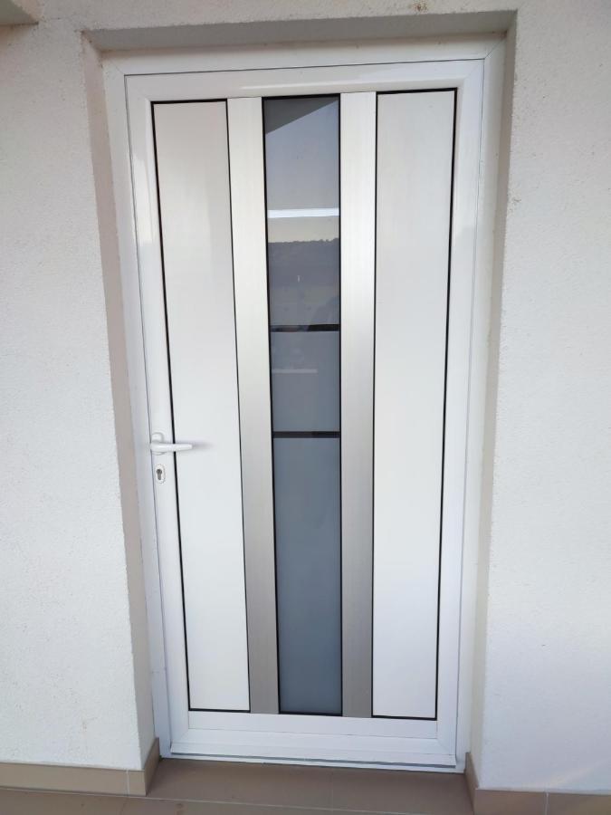 Apartments Pulic سكرادين المظهر الخارجي الصورة