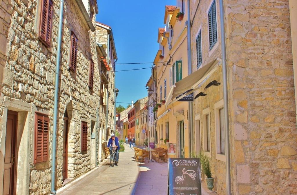 Apartments Pulic سكرادين المظهر الخارجي الصورة